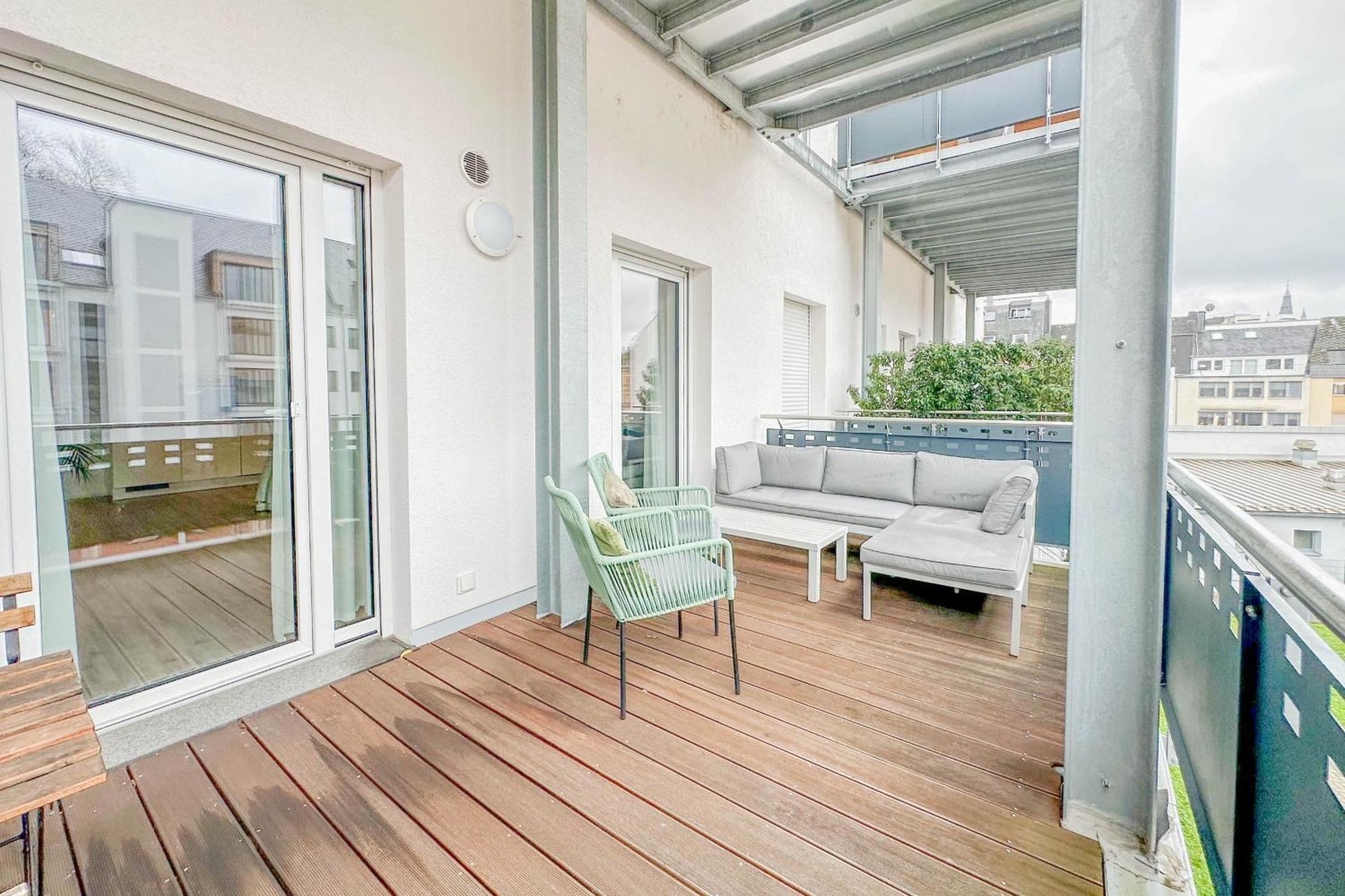 Modernes Trierer Cityloft Mit Grossem Balkon Exterior photo